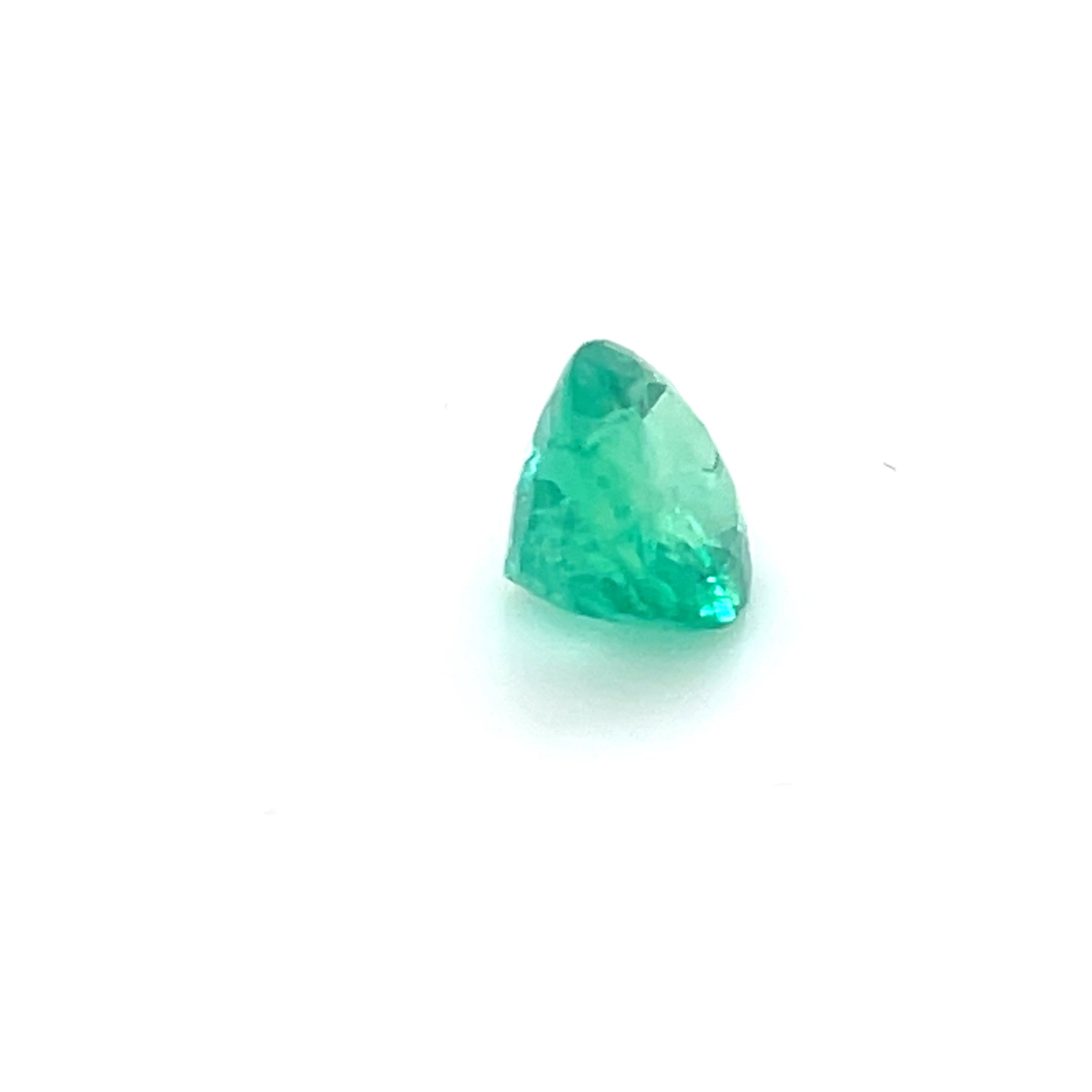 1.95 ct Oval Cut Colombian Emerald