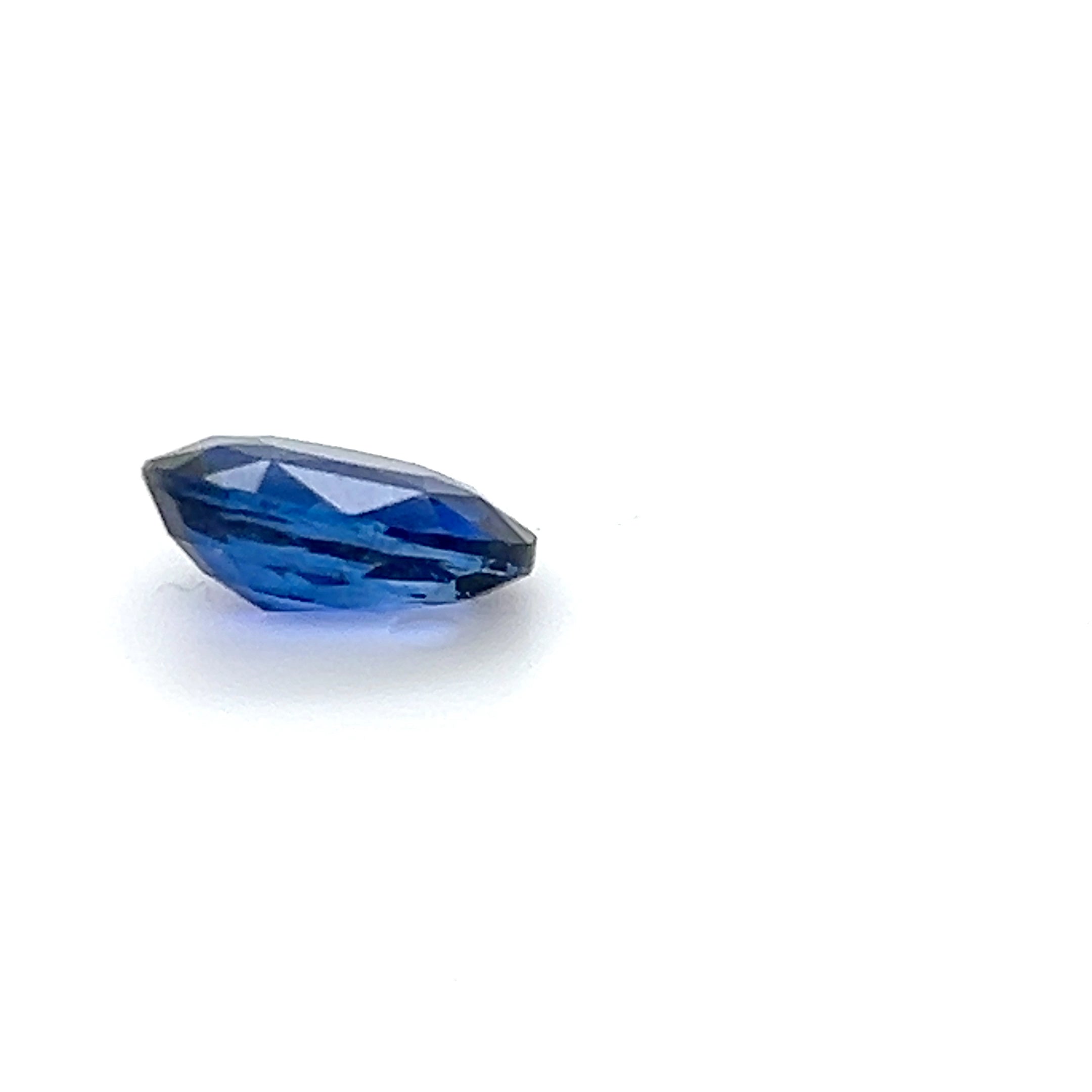 2.65 ct Oval Cut Sri Lankan Sapphire