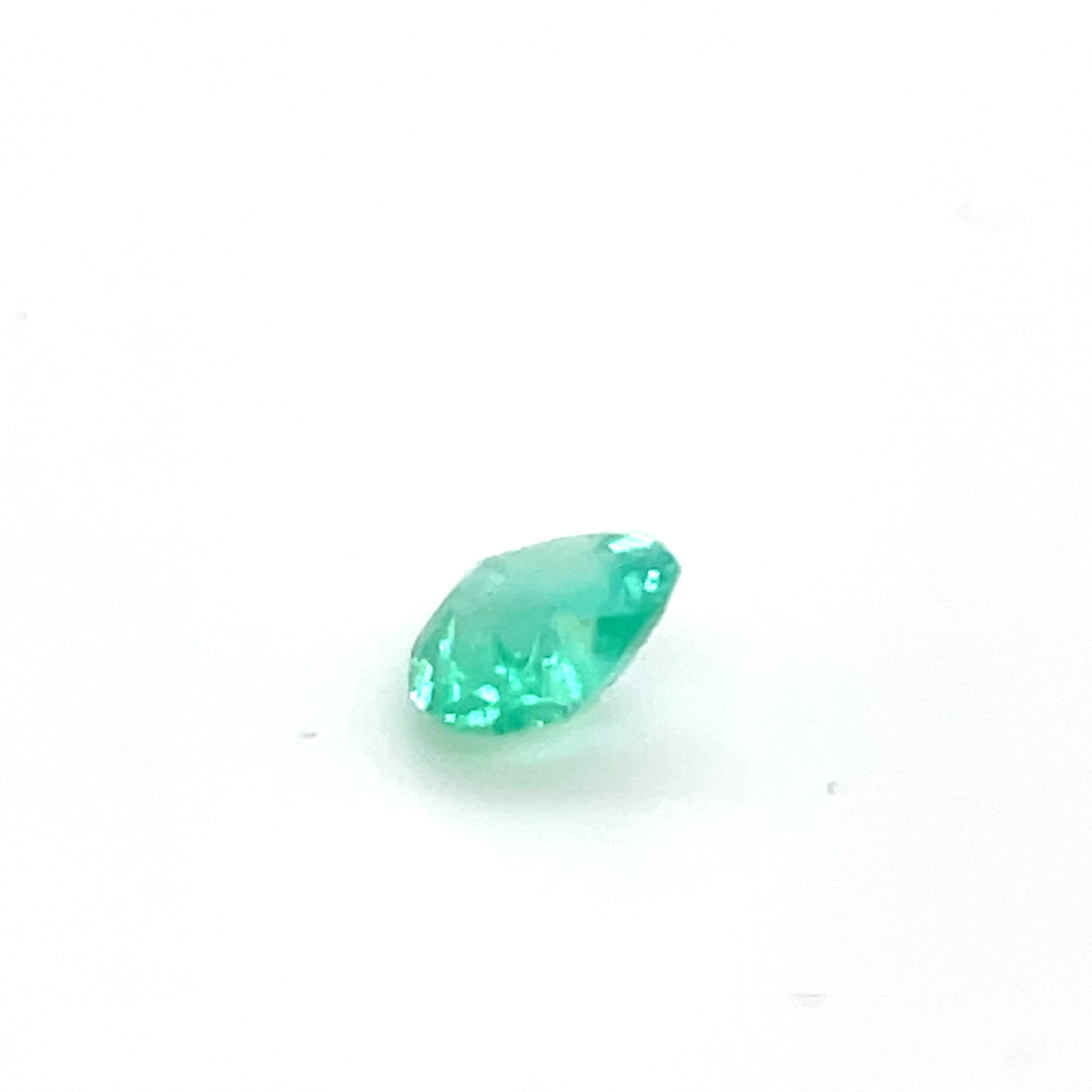 1.03 ct Heart Cut Colombian Emerald