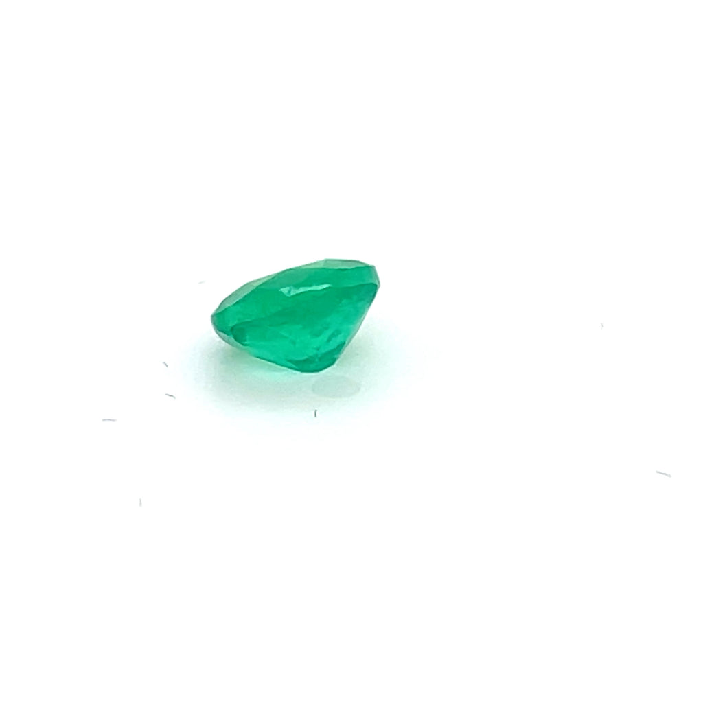 0.95 ct Oval Cut Colombian Emerald