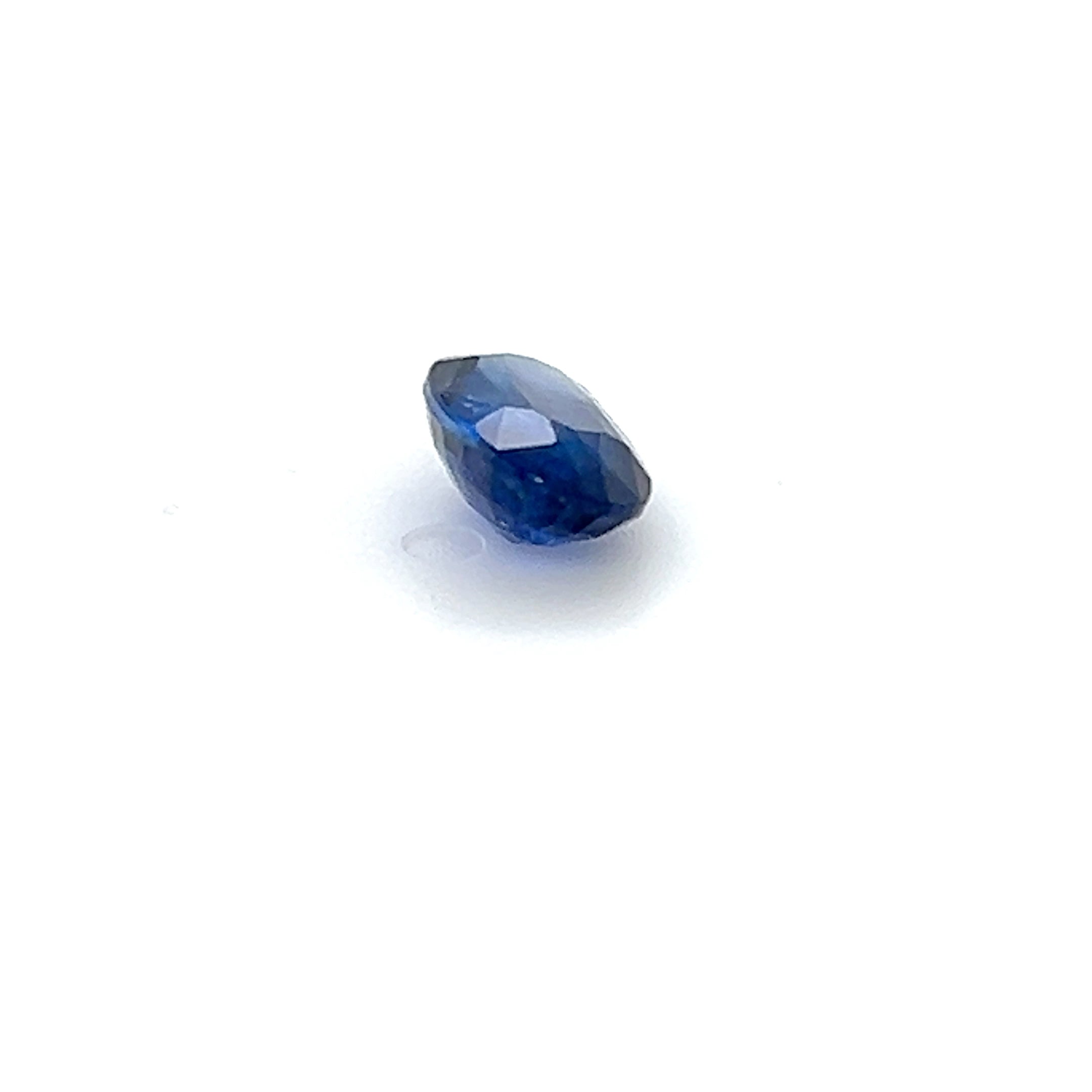 1.68 ct Oval Cut Sri Lankan Sapphire