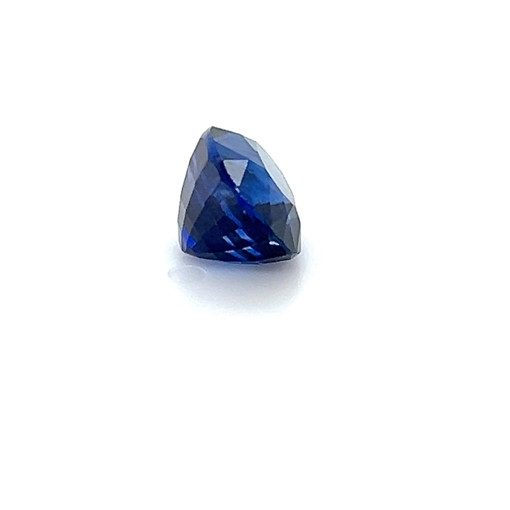 4.24 ct Oval Cut Sri Lankan Sapphire