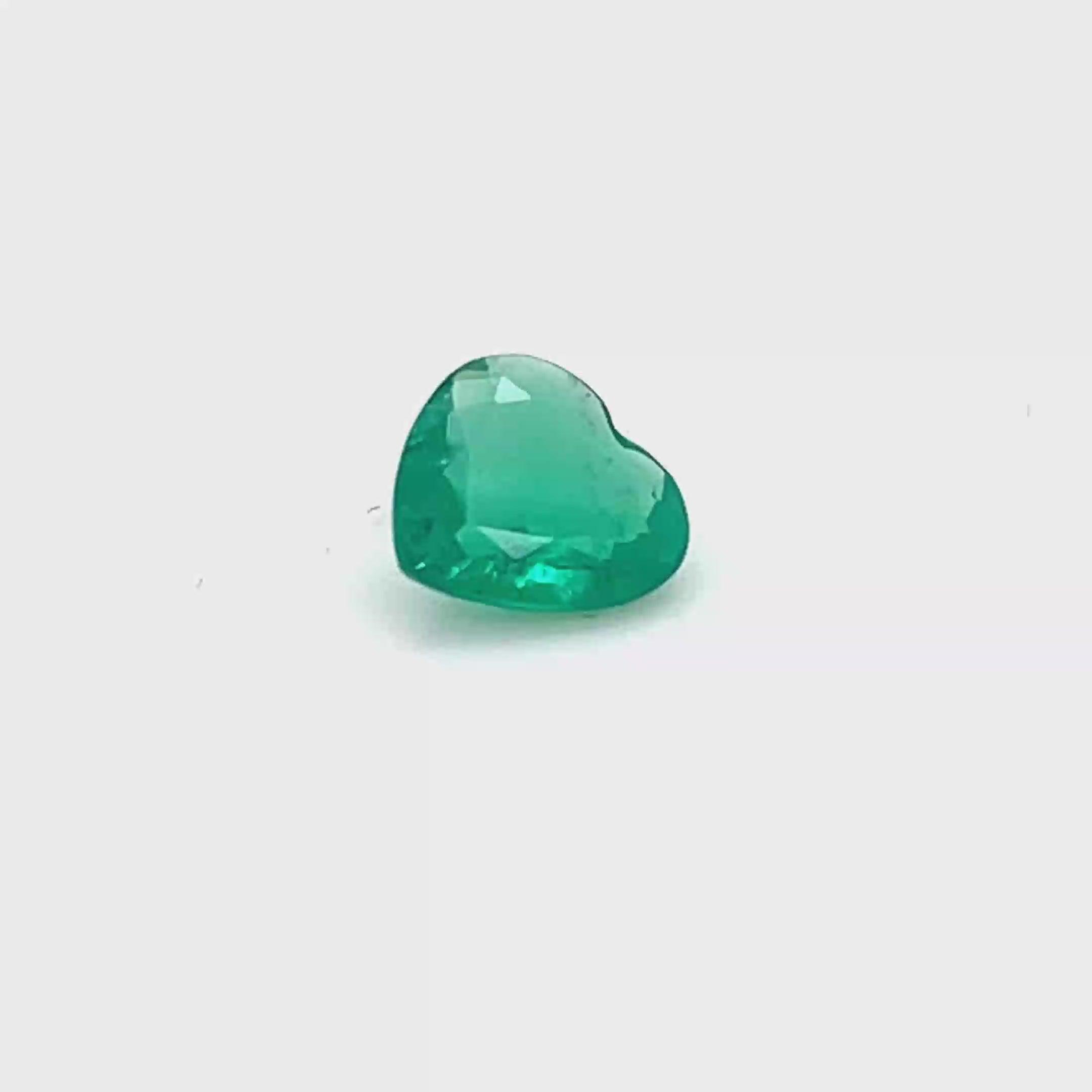 0.94 ct Heart Cut Colombian Emerald