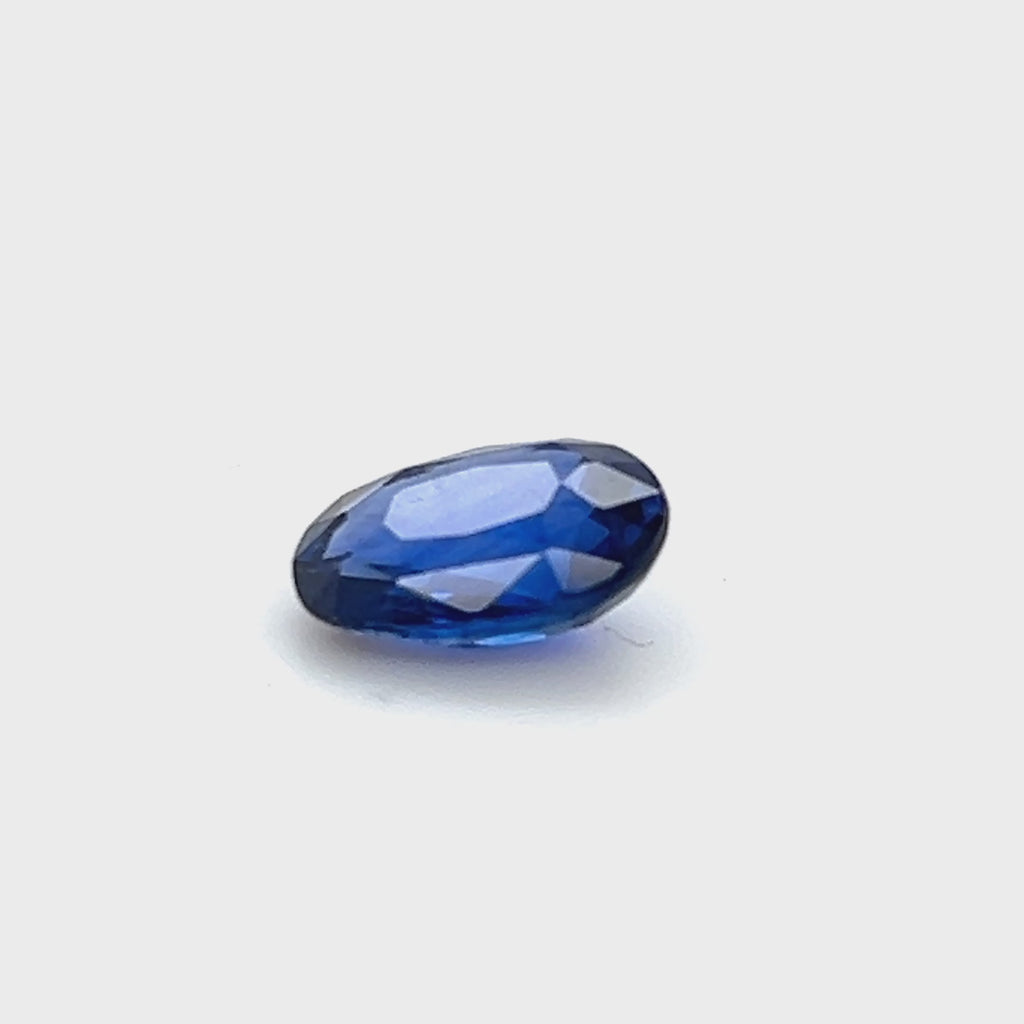 2.65 ct Oval Cut Sri Lankan Sapphire