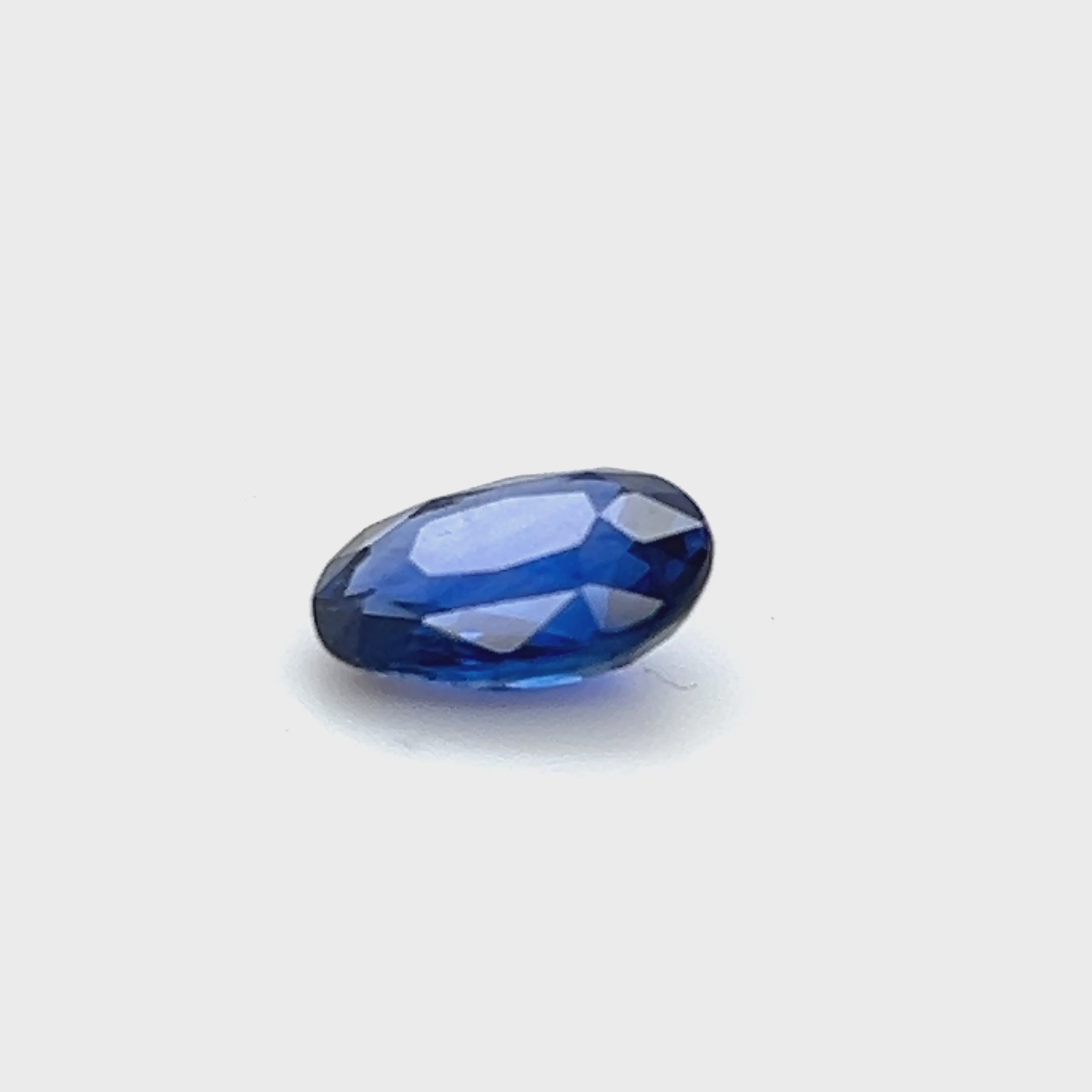 2.65 ct Oval Cut Sri Lankan Sapphire
